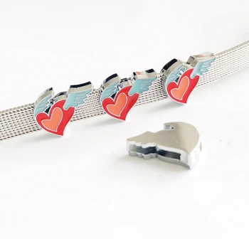 50ШТ 8 мм Эмаль Red Wing Heart Slide Подвески Буквы DIY Аксессуары Подходят для 8 мм ремней, браслетов, ошейников для собак