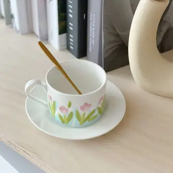 ins нишевый ретро-керамический набор кофейных чашек и блюдец с ручной росписью в виде сердца девушки, английская чашка для послеобеденного чая с ложкой высокого качества